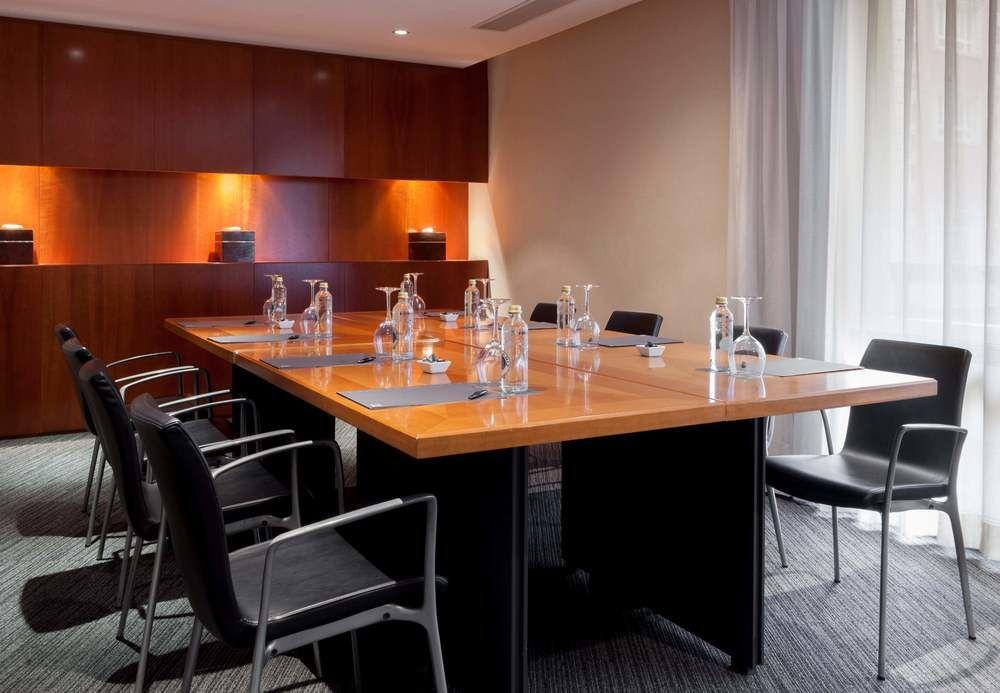 Ac Hotel Malaga Palacio By Marriott Luaran gambar