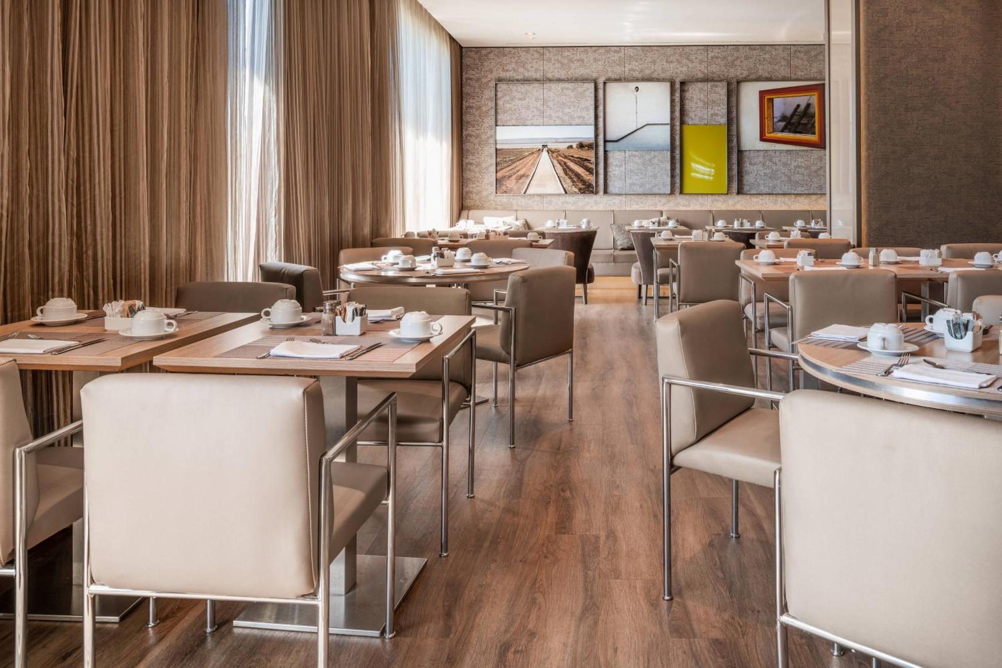 Ac Hotel Malaga Palacio By Marriott Luaran gambar