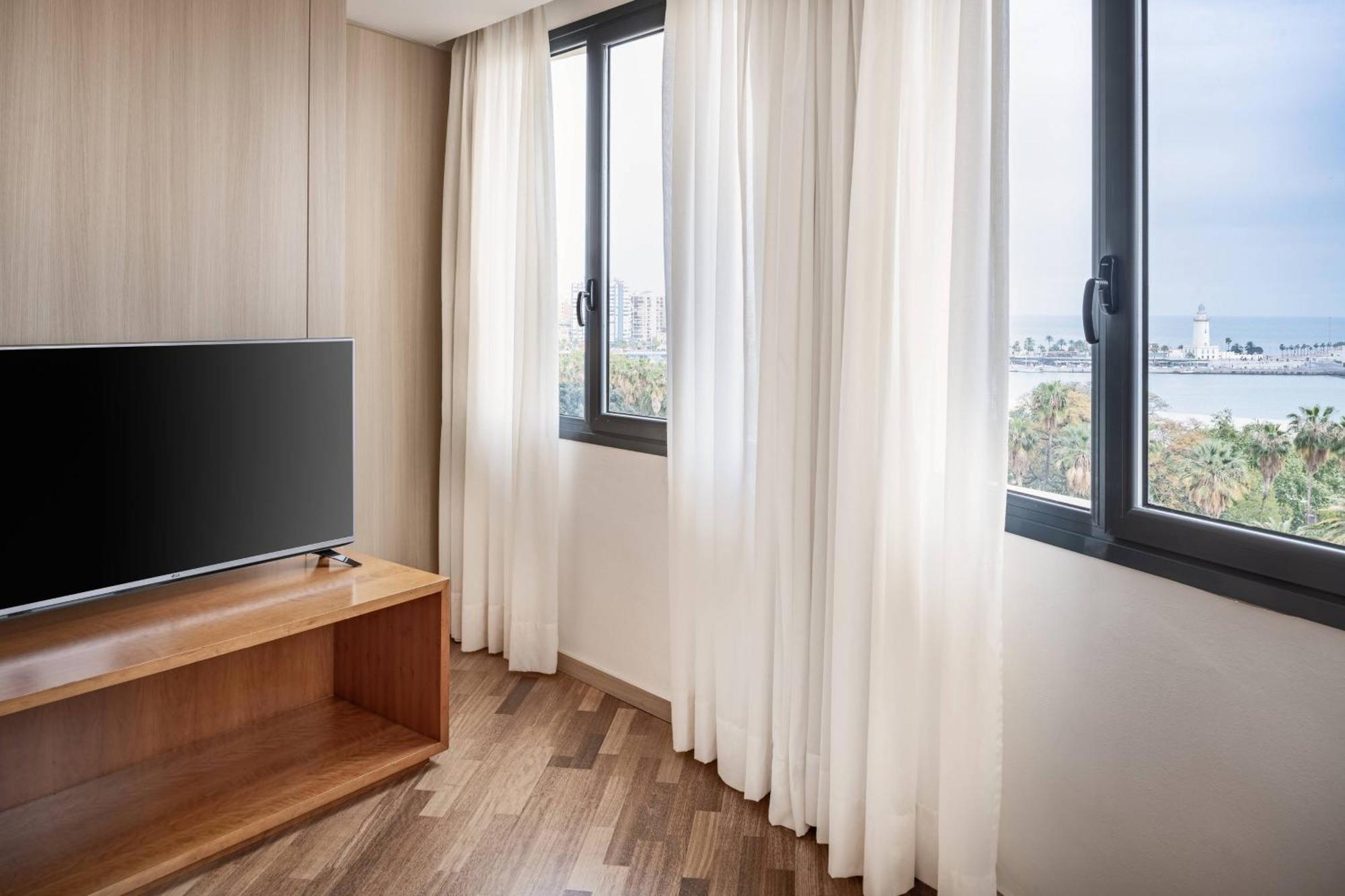 Ac Hotel Malaga Palacio By Marriott Luaran gambar