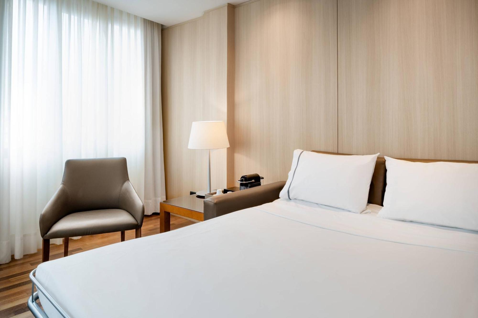 Ac Hotel Malaga Palacio By Marriott Luaran gambar