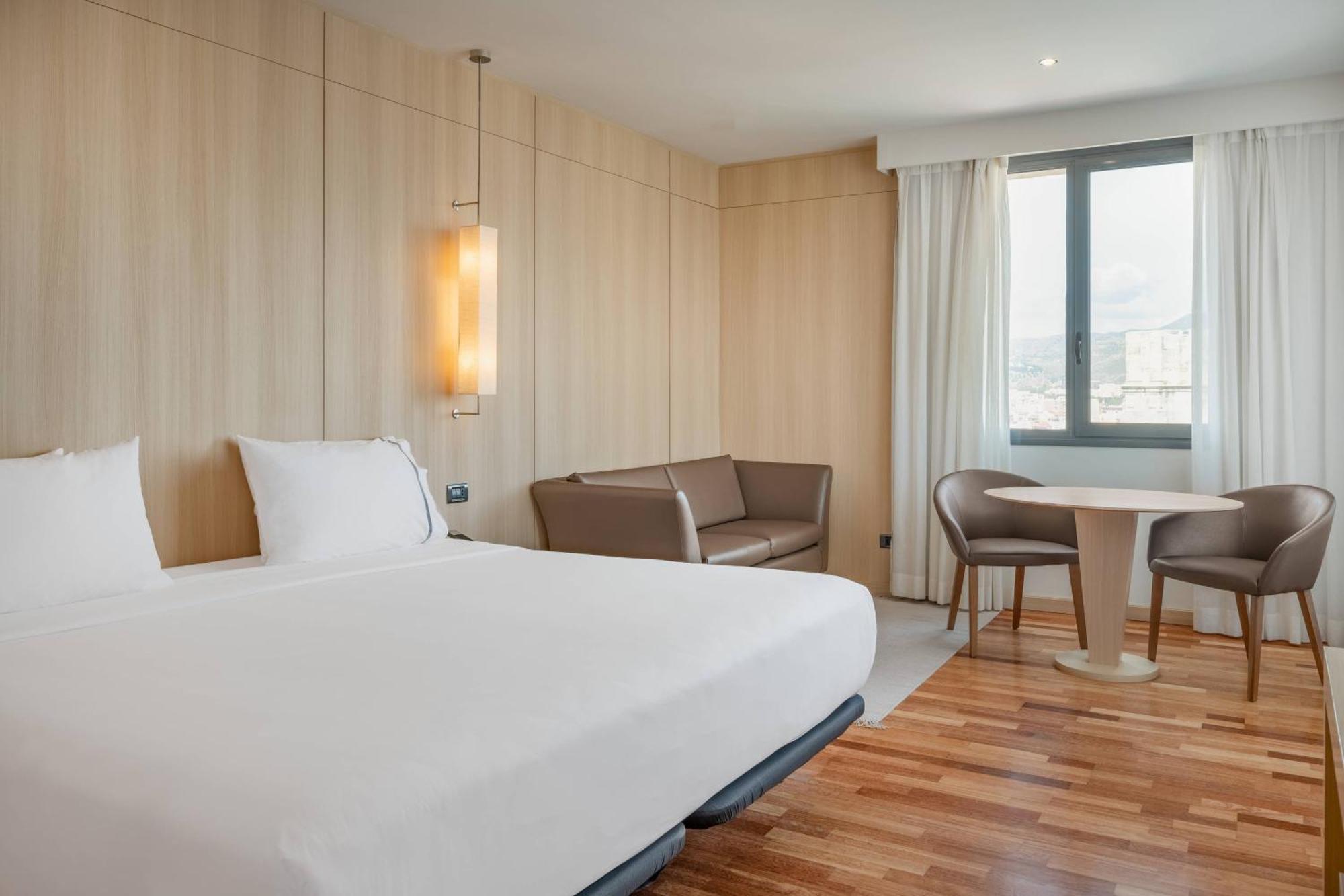 Ac Hotel Malaga Palacio By Marriott Luaran gambar