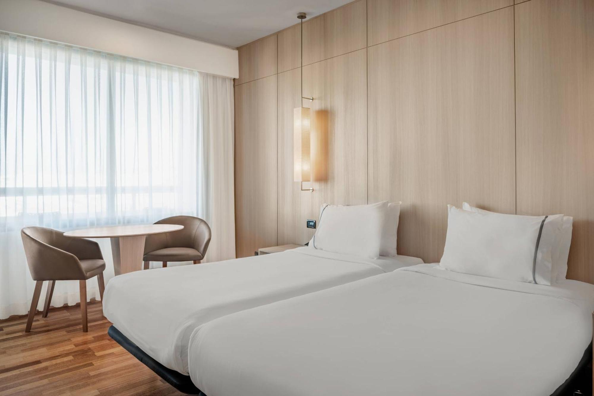 Ac Hotel Malaga Palacio By Marriott Luaran gambar