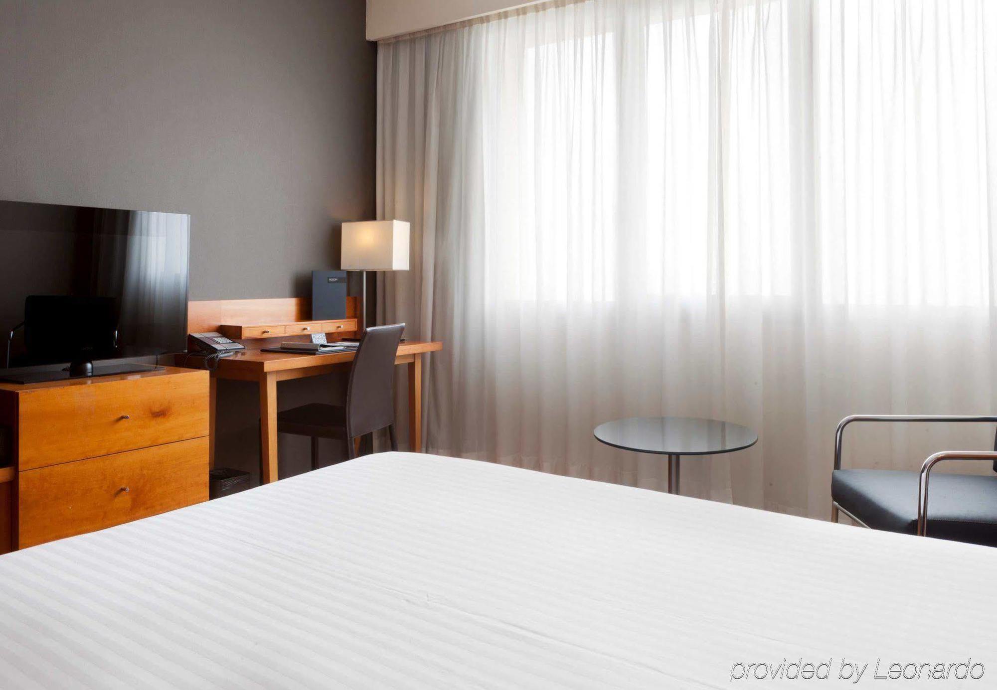 Ac Hotel Malaga Palacio By Marriott Luaran gambar