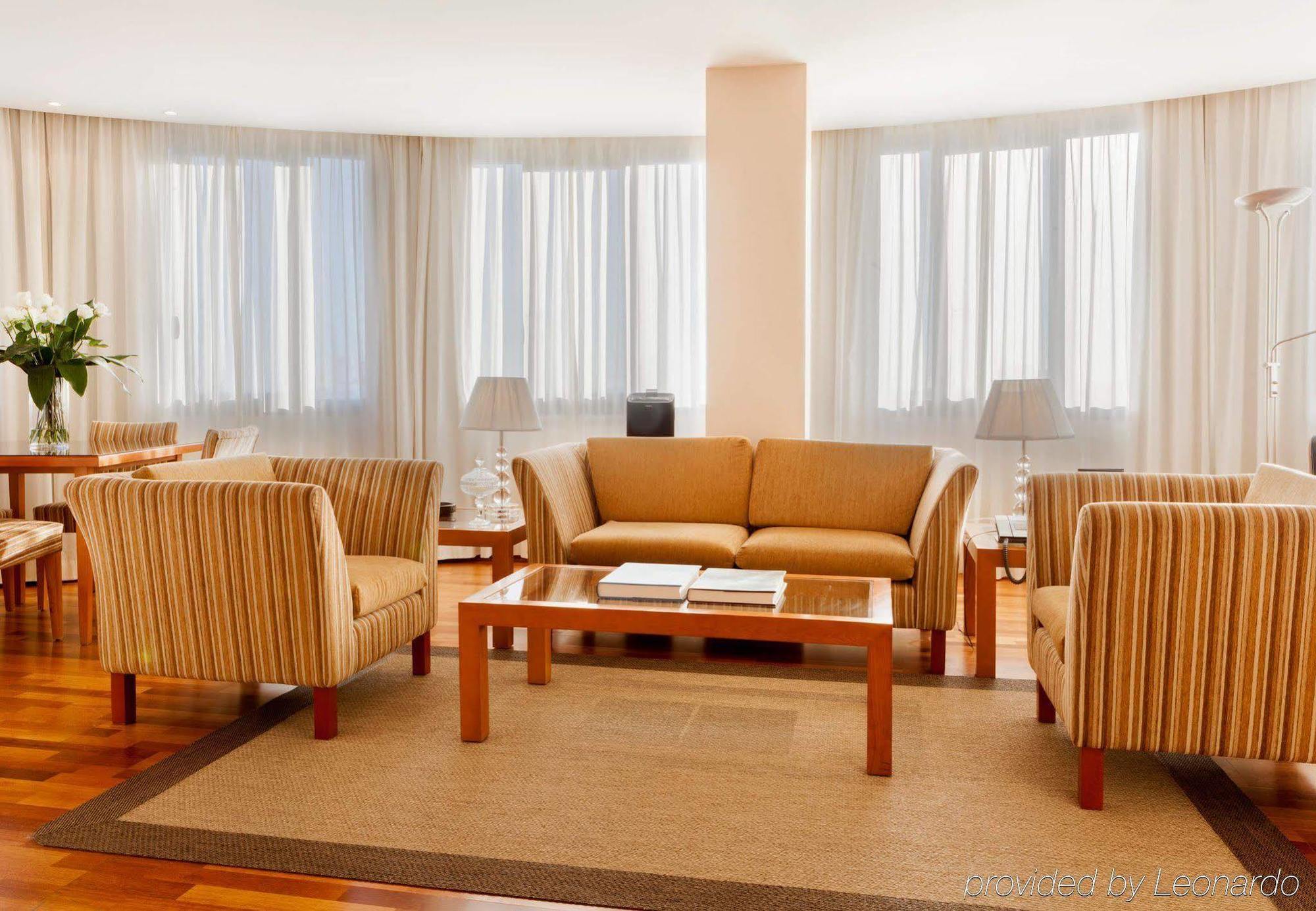 Ac Hotel Malaga Palacio By Marriott Luaran gambar